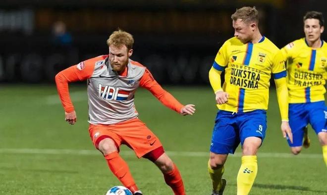 的中场压制 的中场压制