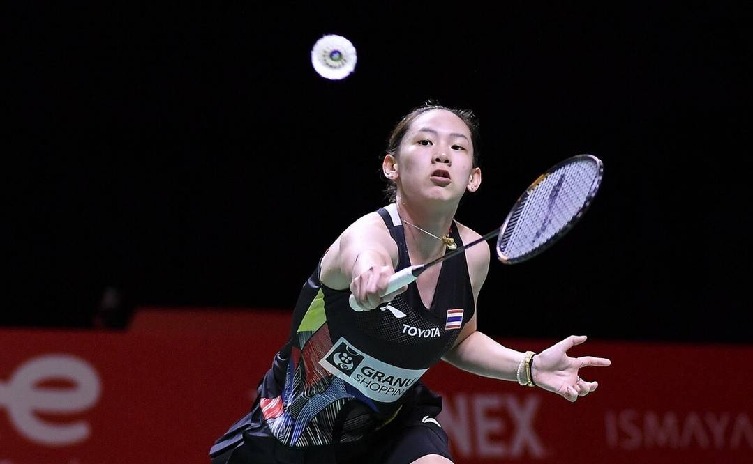 阵容深度不 阵容深度不