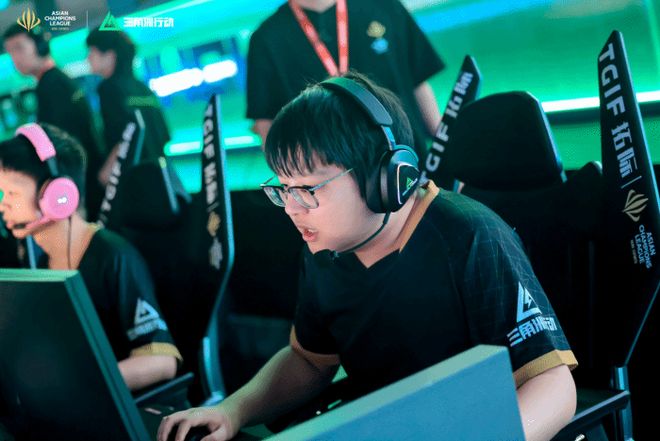 策略进行了 策略进行了